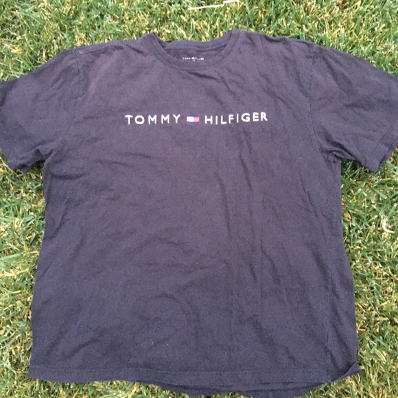 Vintage black 90s Tommy Hilfiger swag T-shirt - Picture 1 of 6